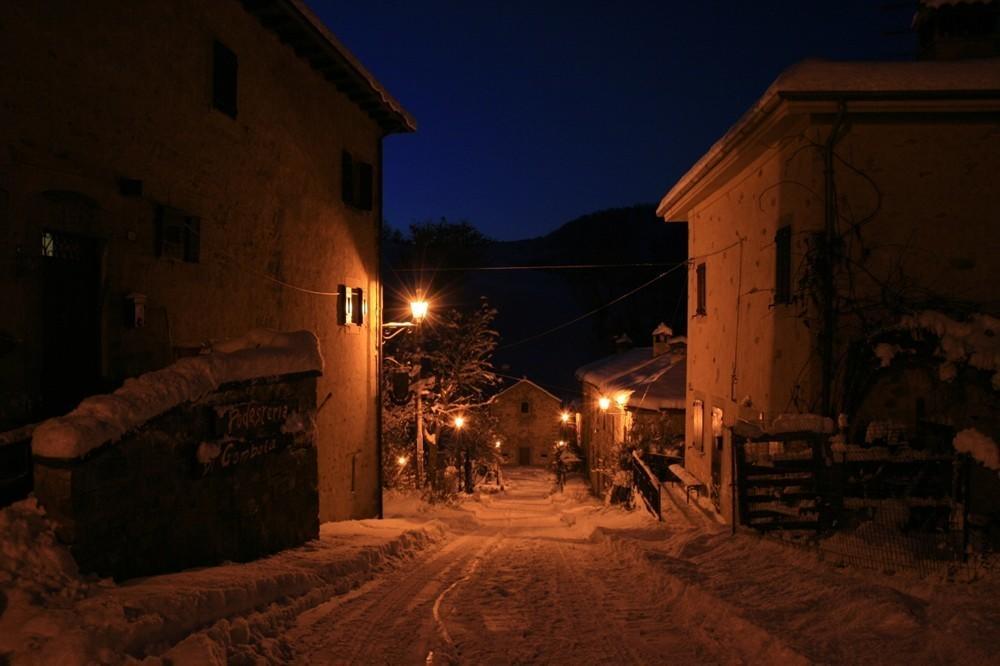 Ostello Podesteria Di Gombola Polinago Kültér fotó
