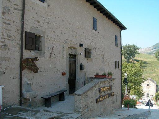 Ostello Podesteria Di Gombola Polinago Kültér fotó
